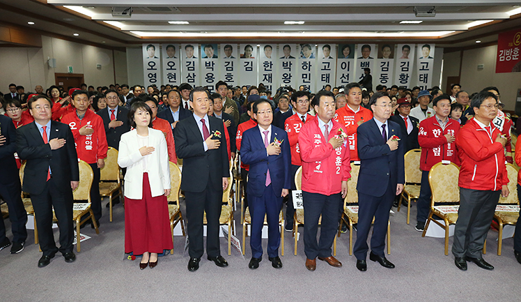 제목 노출 영역입니다 이미지