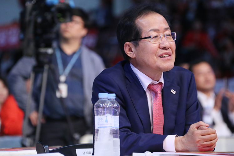 제목 노출 영역입니다 이미지