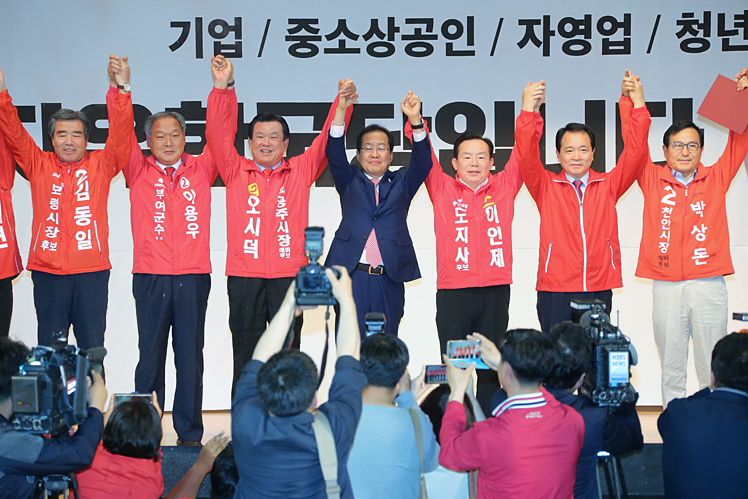 제목 노출 영역입니다 이미지