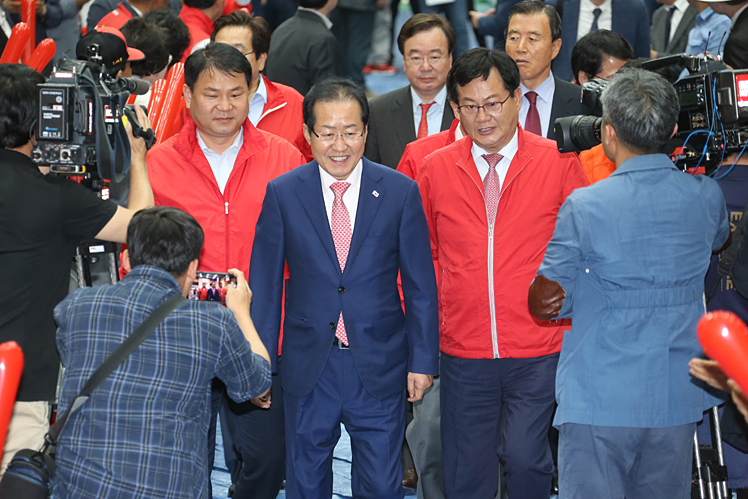 제목 노출 영역입니다 이미지