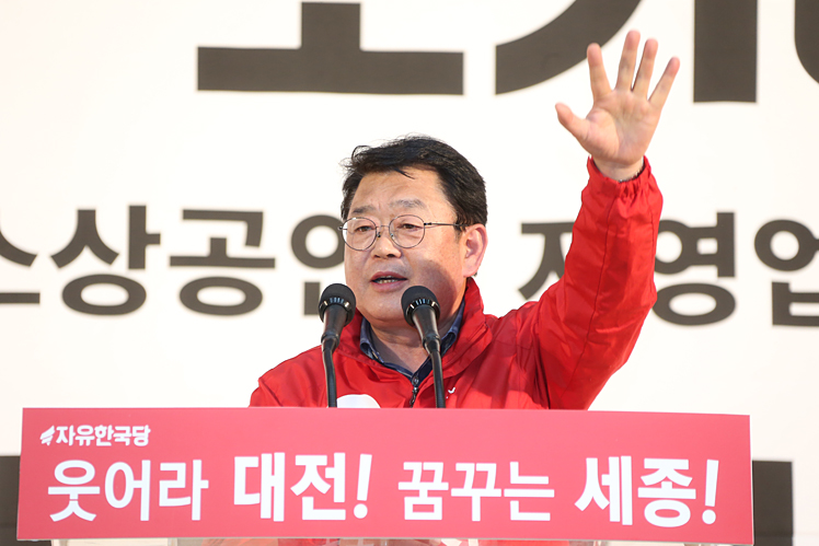 제목 노출 영역입니다 이미지