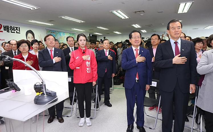 제목 노출 영역입니다 이미지
