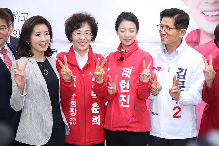 제목 노출 영역입니다 이미지