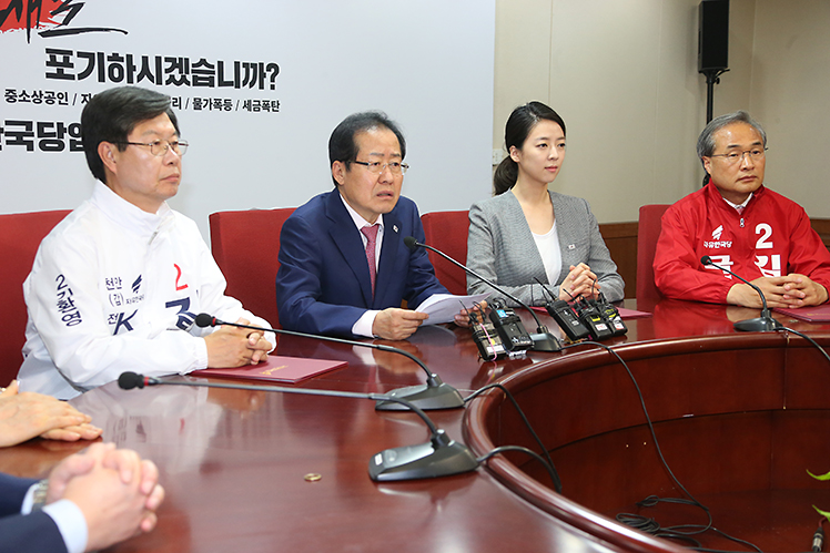 제목 노출 영역입니다 이미지