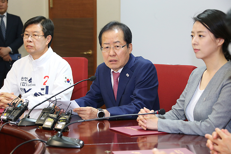 제목 노출 영역입니다 이미지