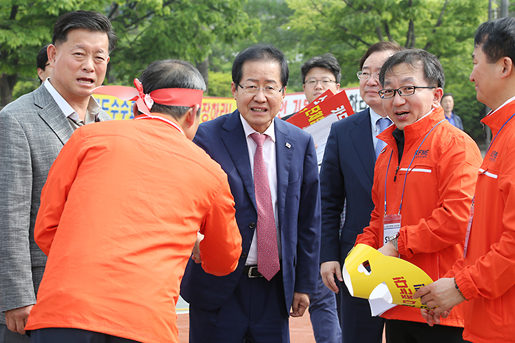 제목 노출 영역입니다 이미지