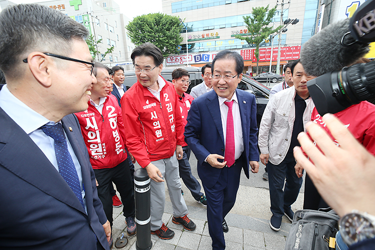 제목 노출 영역입니다 이미지