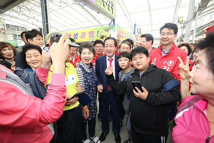 제목 노출 영역입니다 이미지
