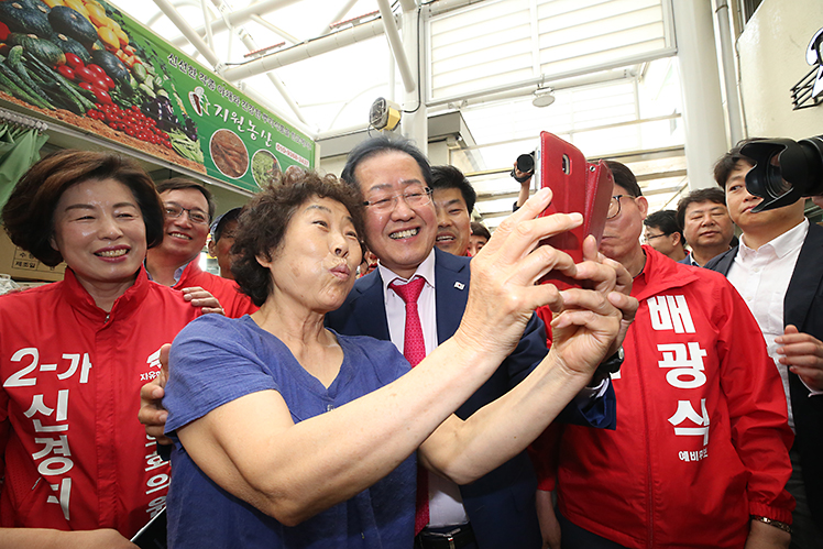제목 노출 영역입니다 이미지
