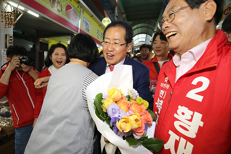 제목 노출 영역입니다 이미지