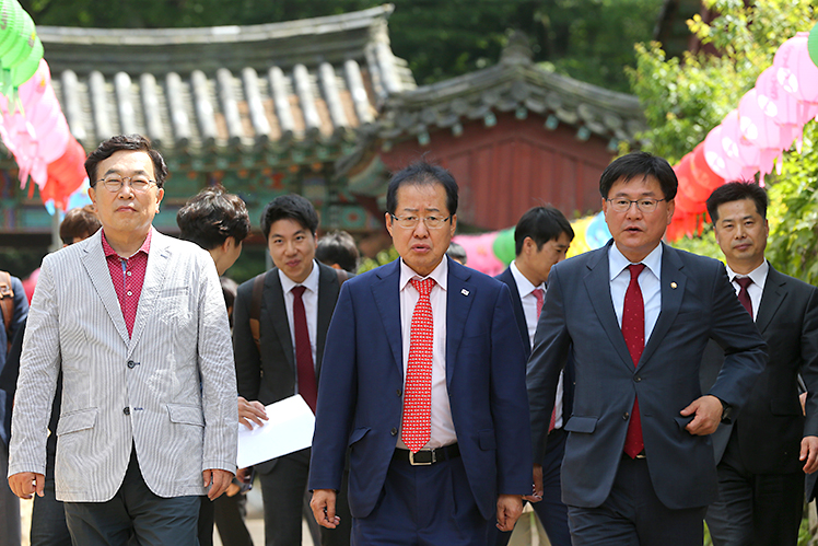 제목 노출 영역입니다 이미지