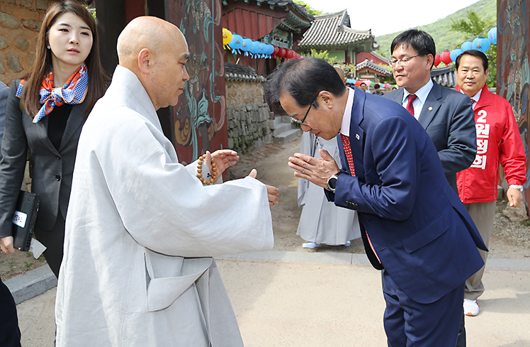 제목 노출 영역입니다 이미지