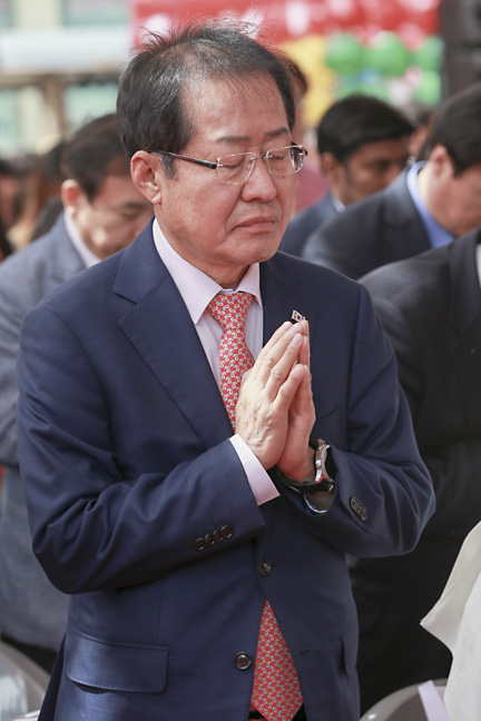 제목 노출 영역입니다 이미지