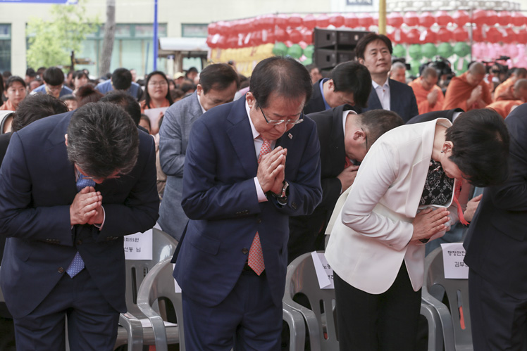 제목 노출 영역입니다 이미지