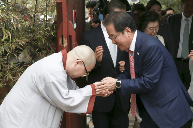제목 노출 영역입니다 이미지