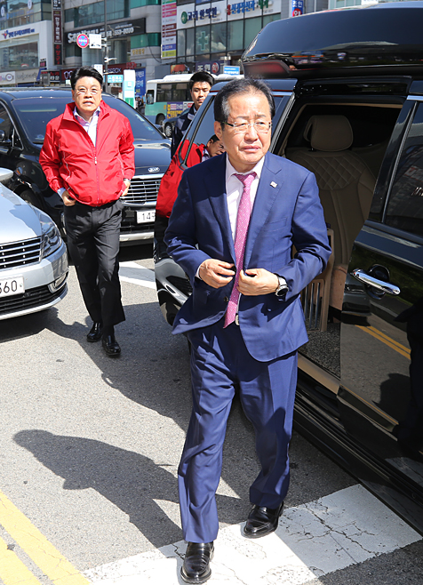 제목 노출 영역입니다 이미지