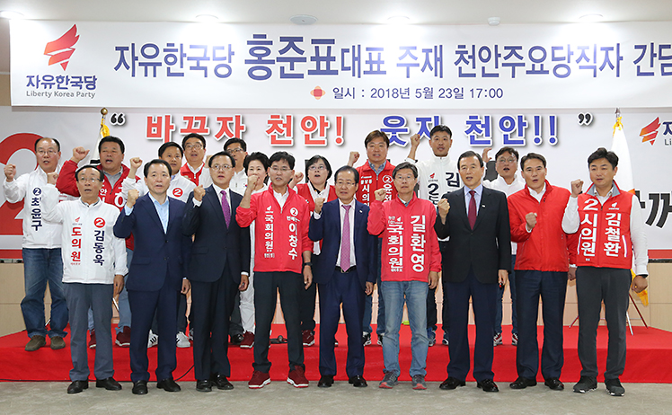 제목 노출 영역입니다 이미지
