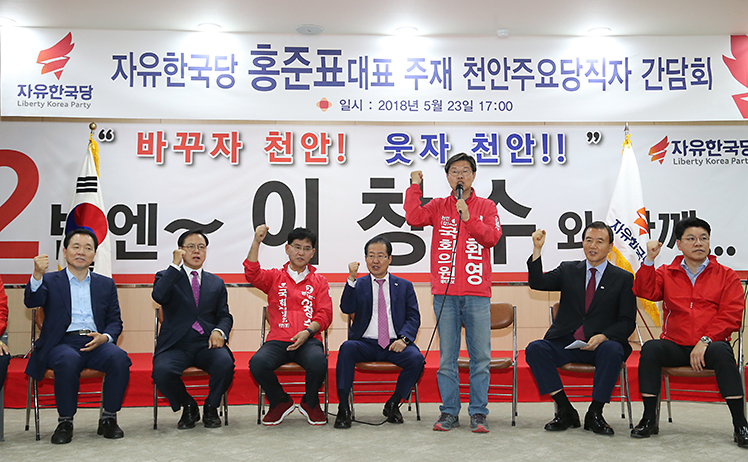 제목 노출 영역입니다 이미지