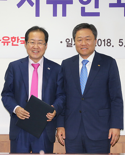 제목 노출 영역입니다 이미지