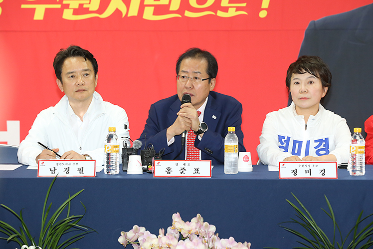 제목 노출 영역입니다 이미지