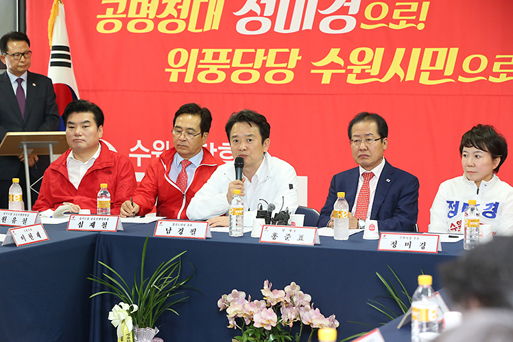 제목 노출 영역입니다 이미지