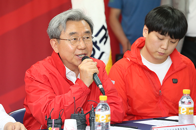 제목 노출 영역입니다 이미지