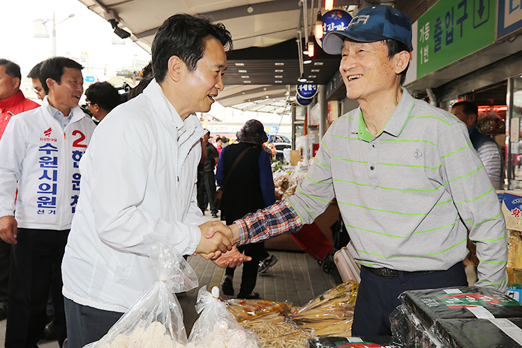 제목 노출 영역입니다 이미지