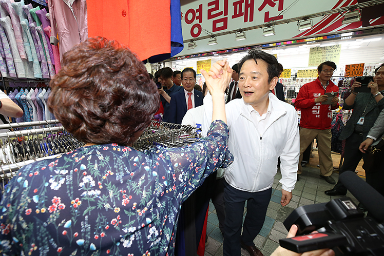 제목 노출 영역입니다 이미지