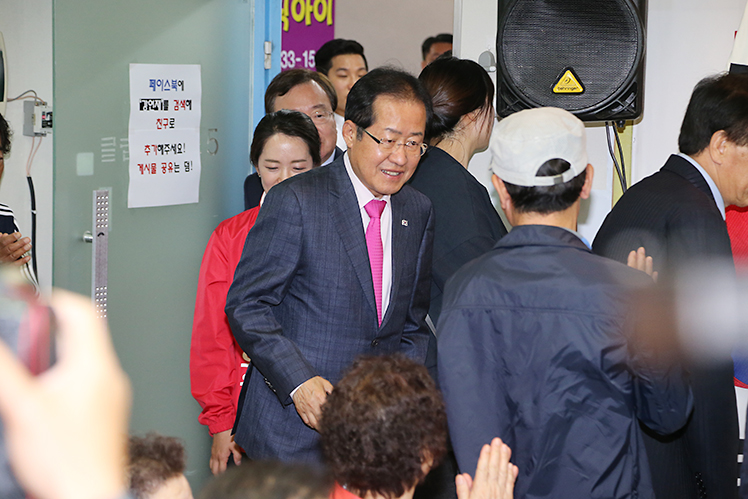 제목 노출 영역입니다 이미지