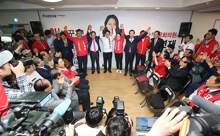 제목 노출 영역입니다 이미지