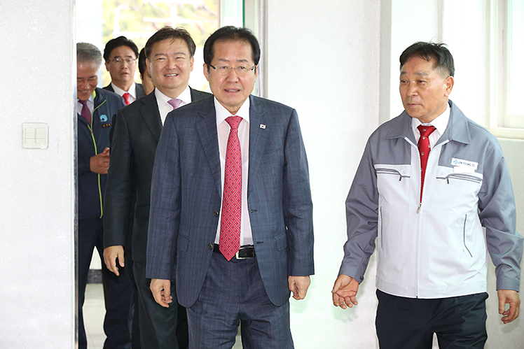 제목 노출 영역입니다 이미지