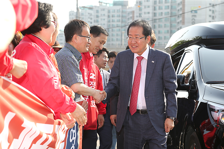제목 노출 영역입니다 이미지