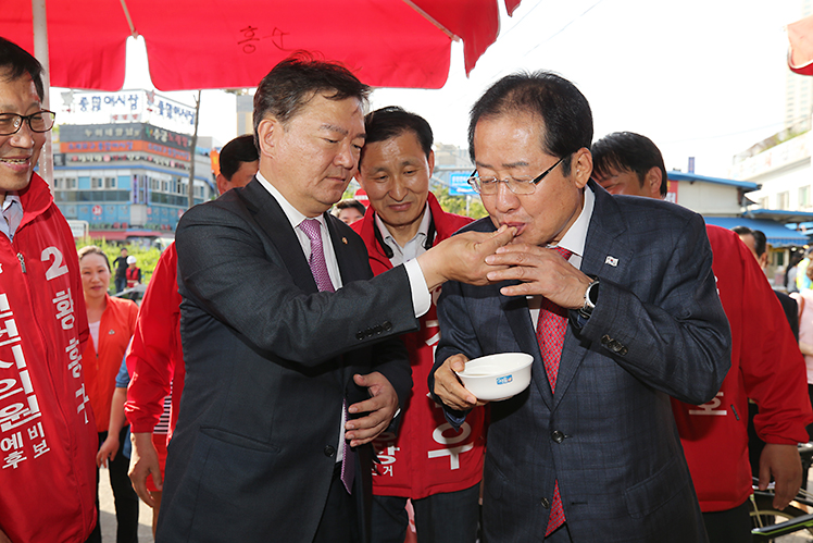 제목 노출 영역입니다 이미지