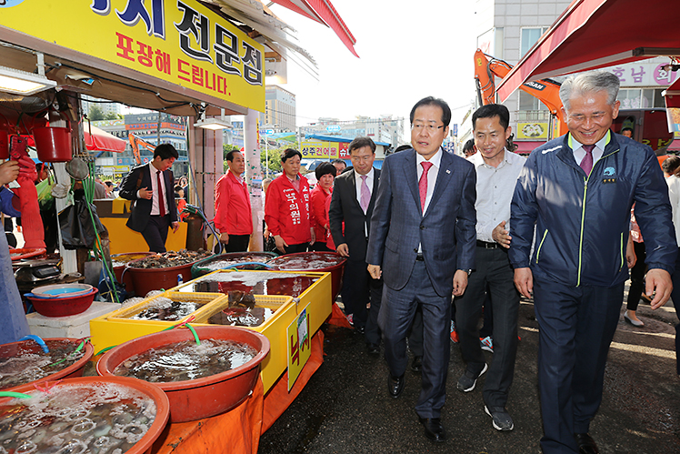 제목 노출 영역입니다 이미지