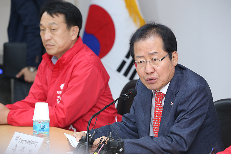 제목 노출 영역입니다 이미지