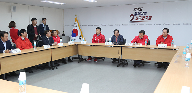 제목 노출 영역입니다 이미지