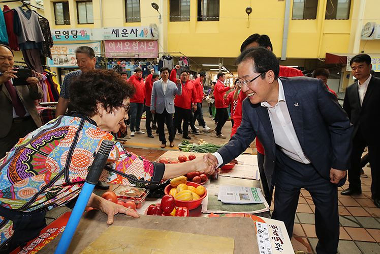 제목 노출 영역입니다 이미지
