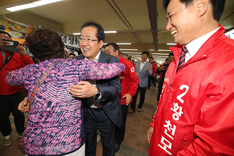 제목 노출 영역입니다 이미지
