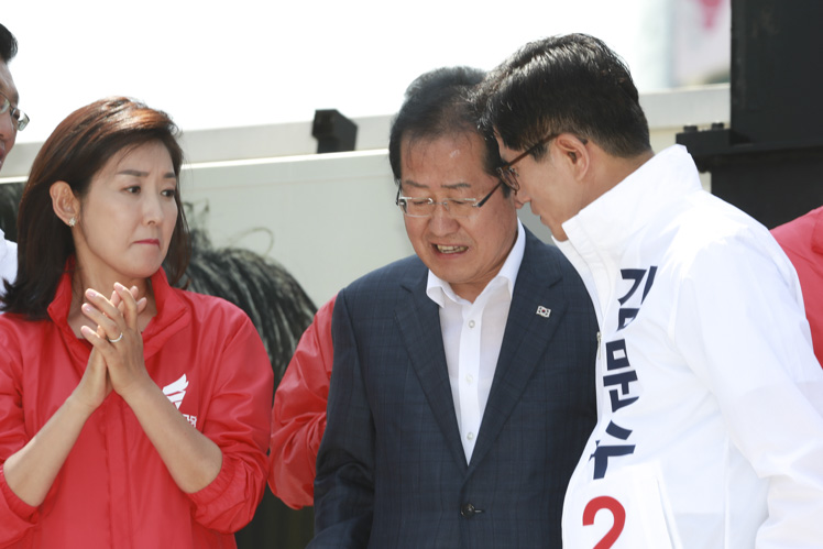 제목 노출 영역입니다 이미지