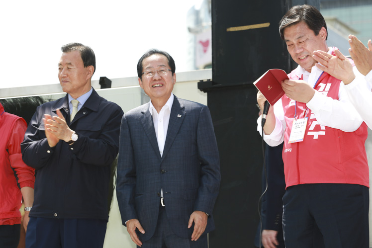 제목 노출 영역입니다 이미지