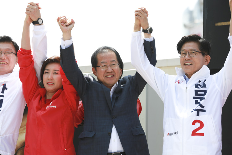제목 노출 영역입니다 이미지