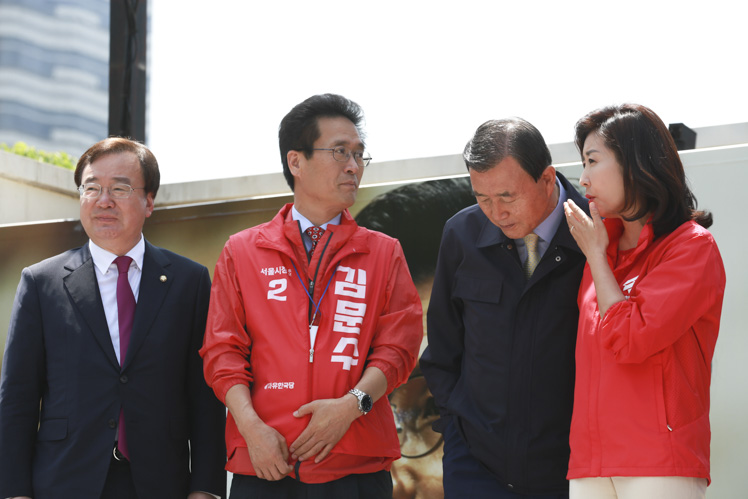 제목 노출 영역입니다 이미지