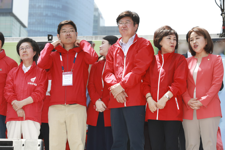 제목 노출 영역입니다 이미지