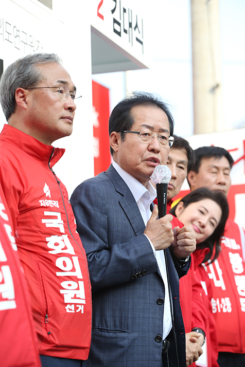 제목 노출 영역입니다 이미지