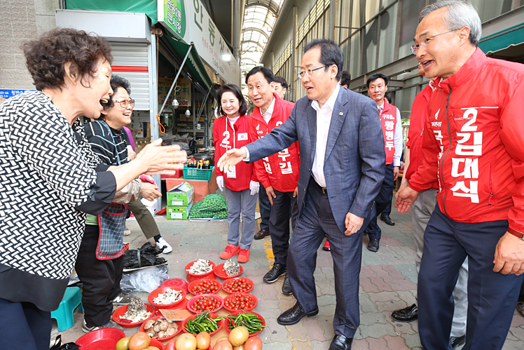 제목 노출 영역입니다 이미지
