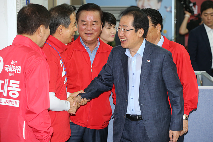 제목 노출 영역입니다 이미지