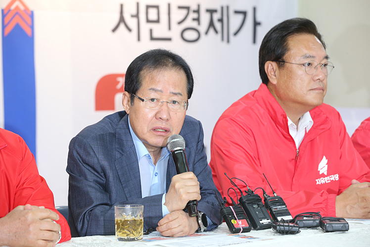 제목 노출 영역입니다 이미지