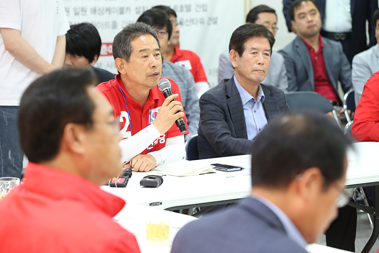 제목 노출 영역입니다 이미지