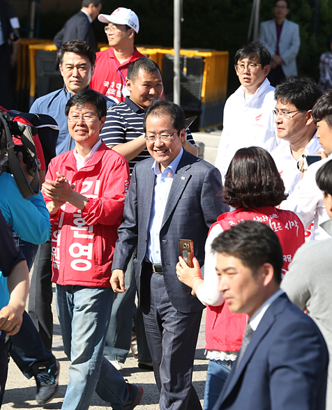 제목 노출 영역입니다 이미지