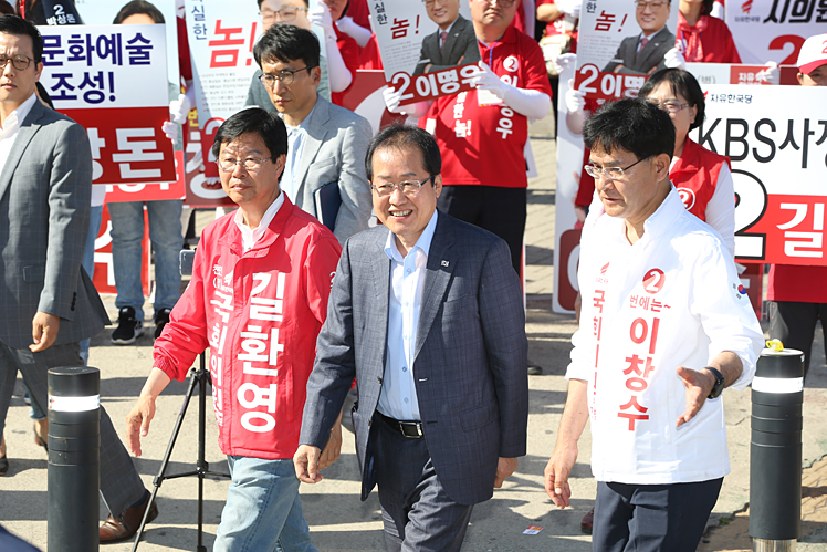 제목 노출 영역입니다 이미지